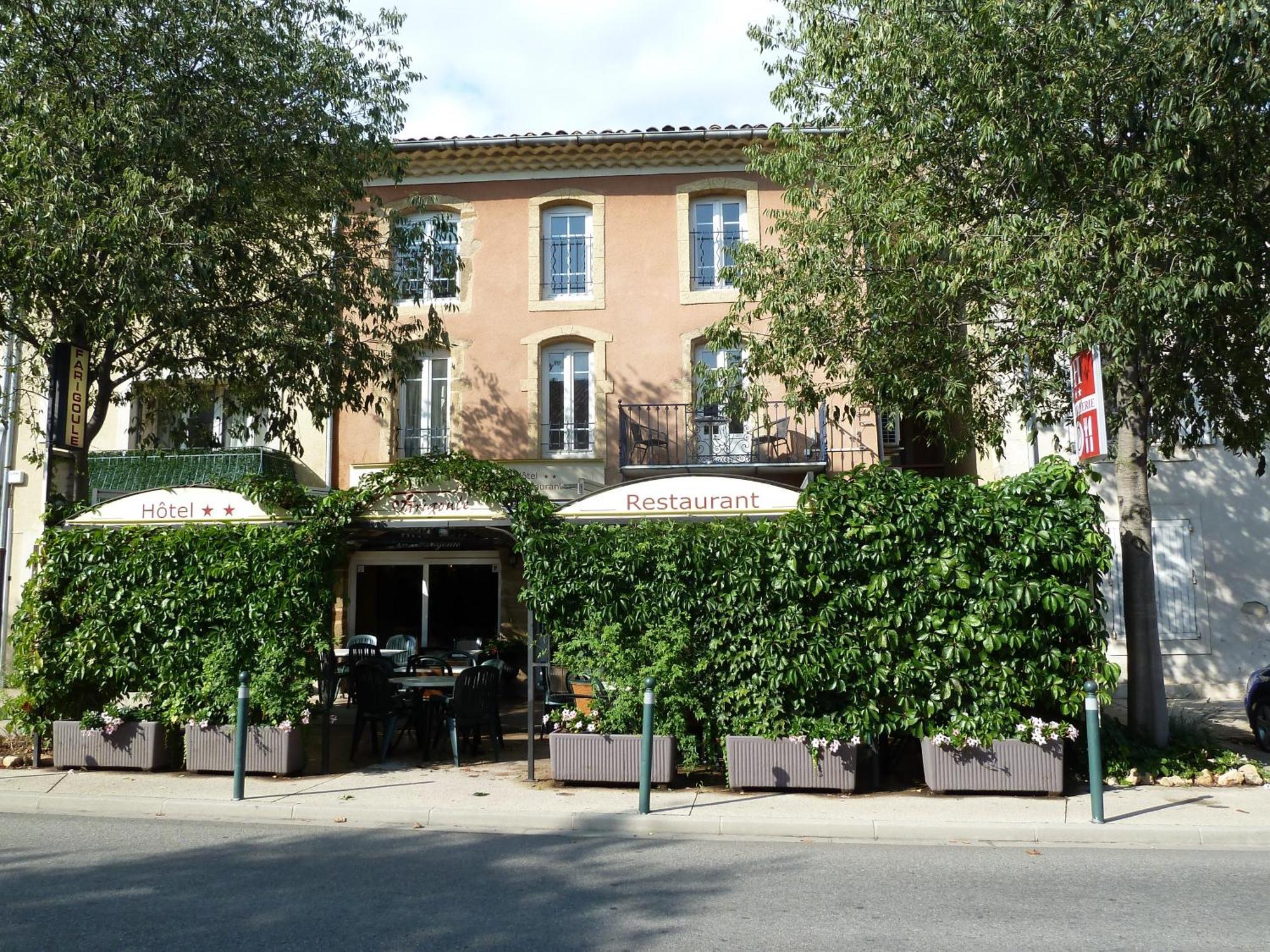 Logis Hotel Restaurant La Farigoule Sainte-Cécile-les-Vignes Exterior foto